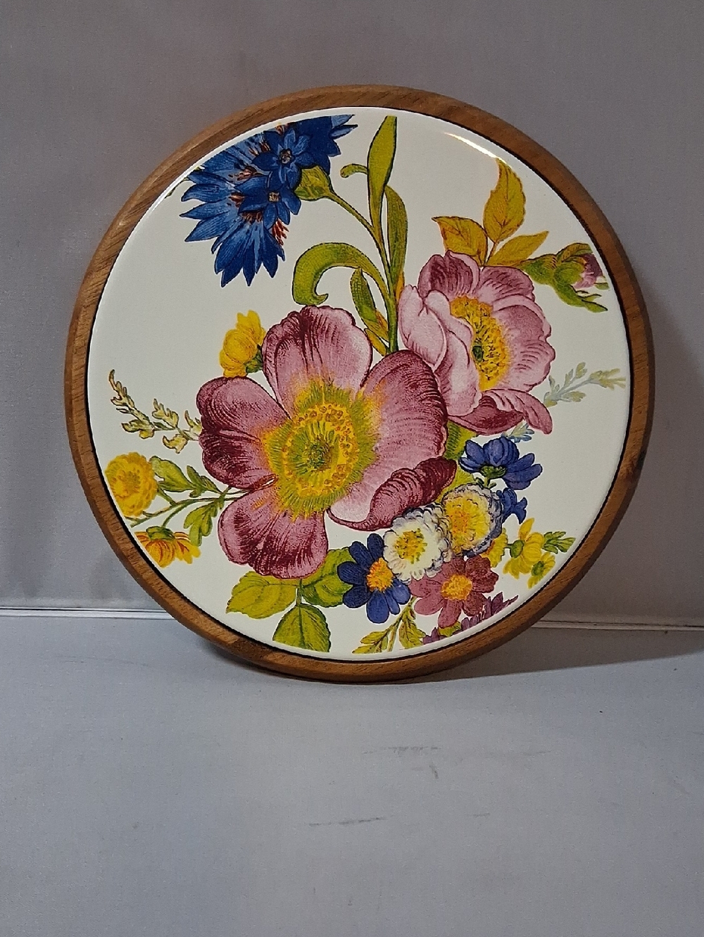 Mackenzie-Childs White Flower Market enamel trivet